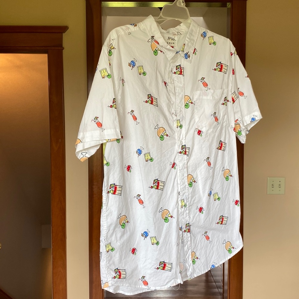 Men’s Large Pacsun Party Print Shirt